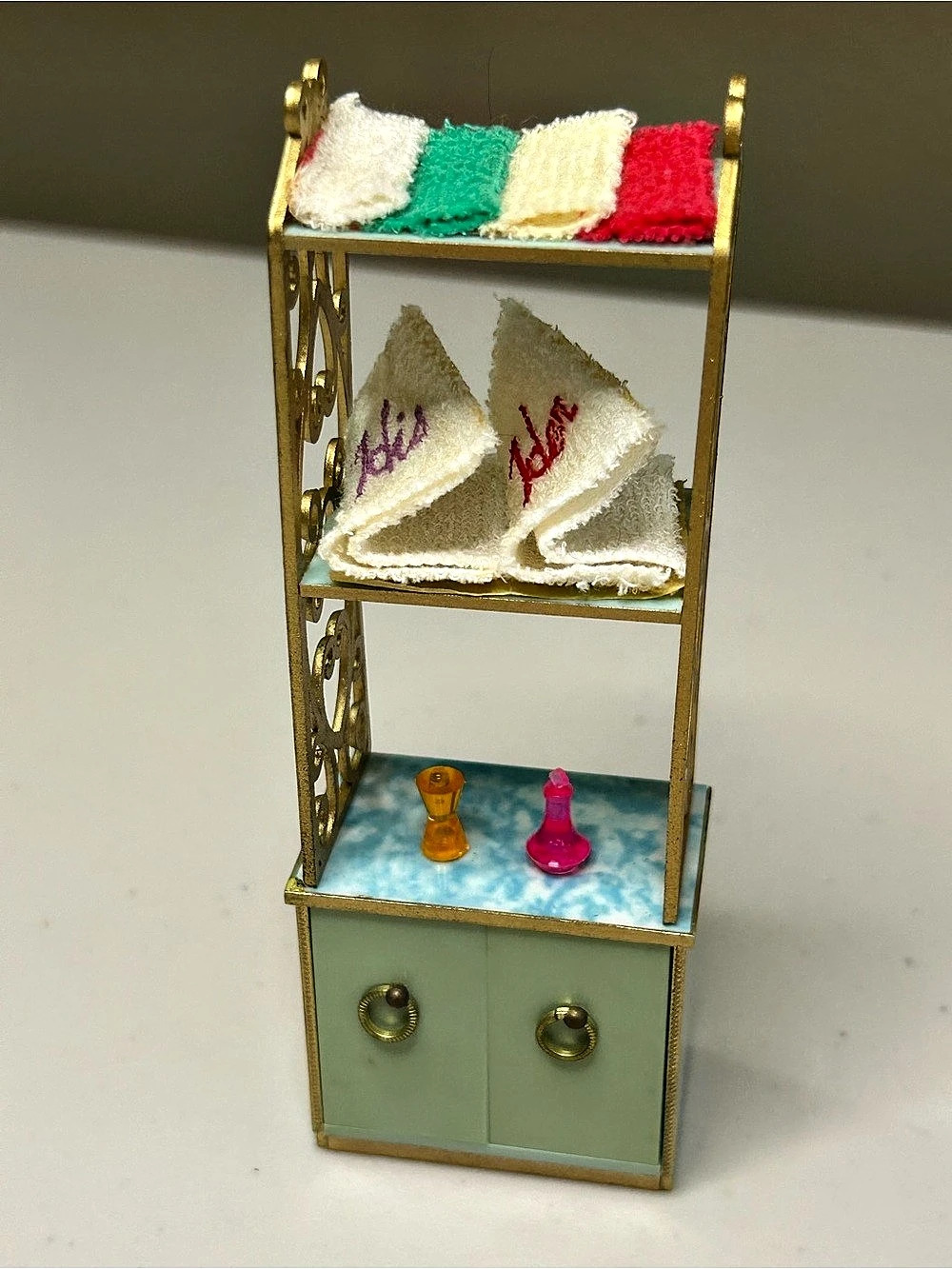 Petite princess his and her miniature towel rack